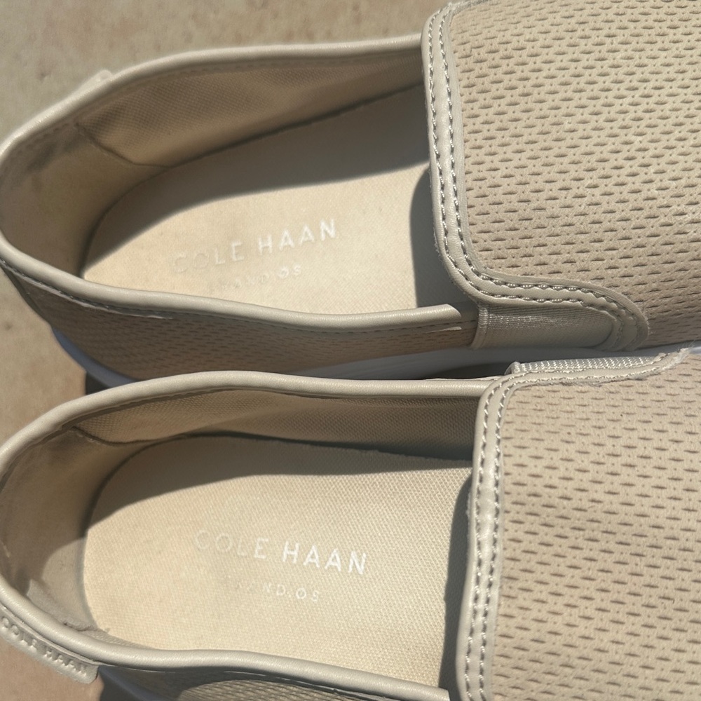 Cole Haan Grand OS Women’s Beige Mesh Slip-On Boat Shoes - Picture 4 of 4